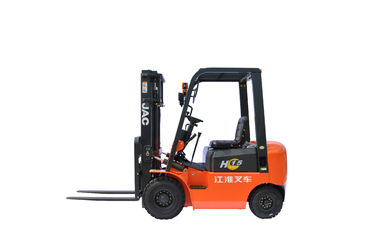 Porcellana Carrello elevatore di sollevamento del contenitore autoalimentato motore di Isuzu progettazione amichevole di Eco di capacità di carico da 1,5 tonnellate fornitore